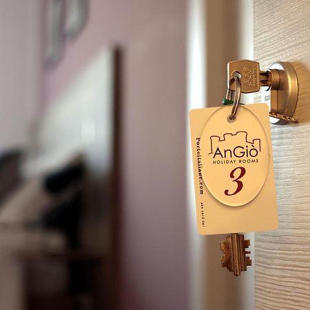 Angio Holiday Rooms Napoli Exterior foto
