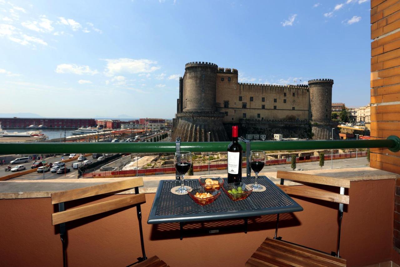Angio Holiday Rooms Napoli Exterior foto