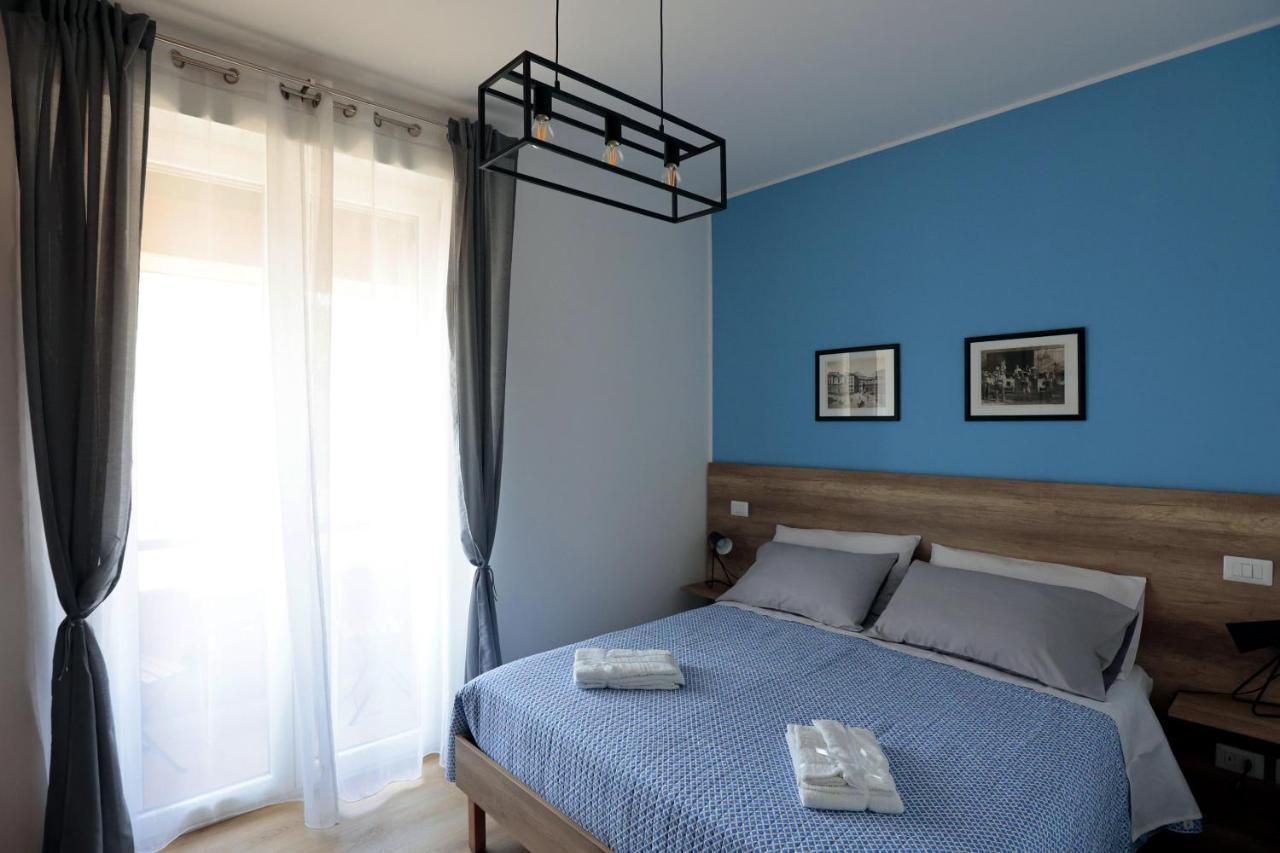 Angio Holiday Rooms Napoli Exterior foto