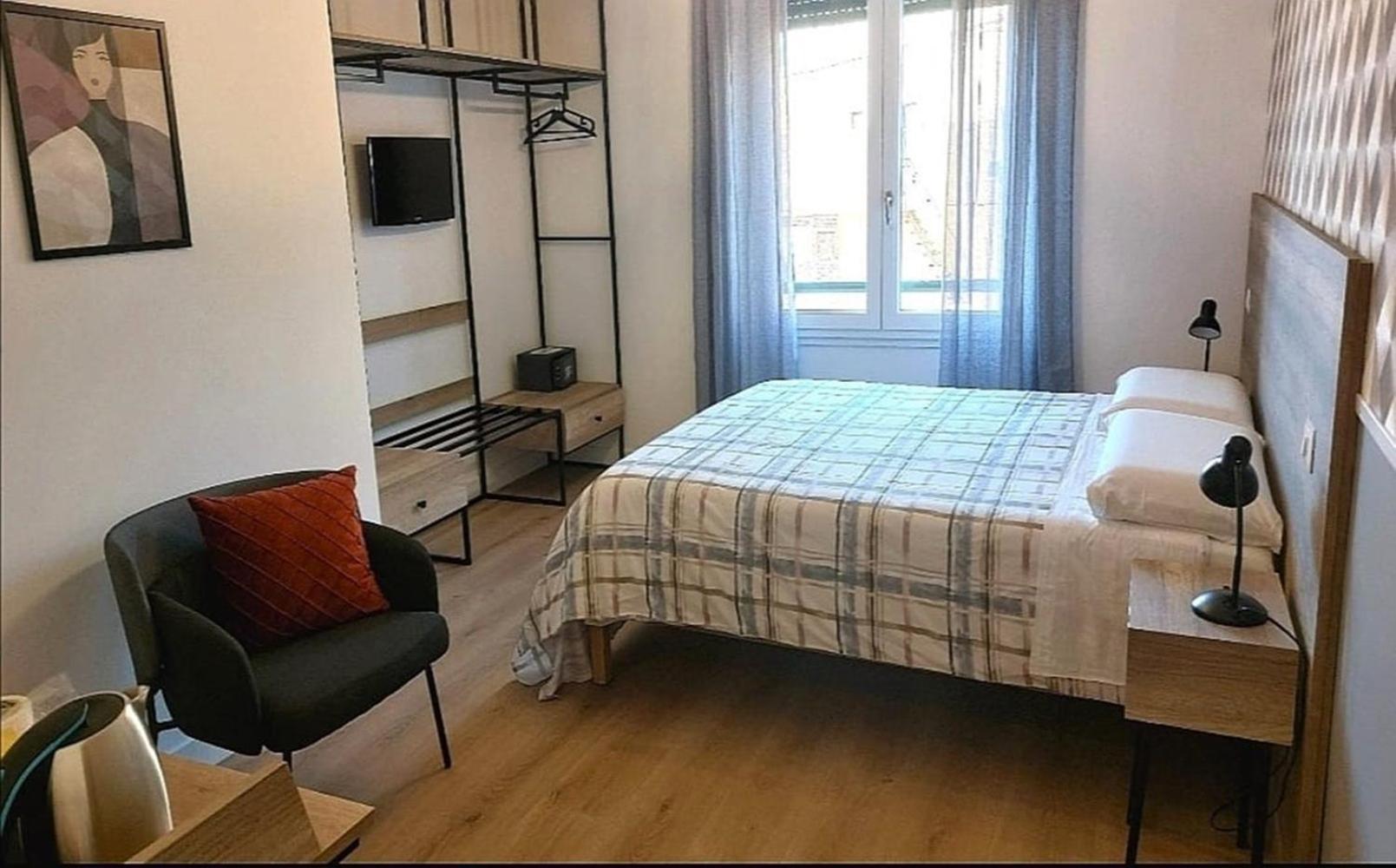 Angio Holiday Rooms Napoli Exterior foto