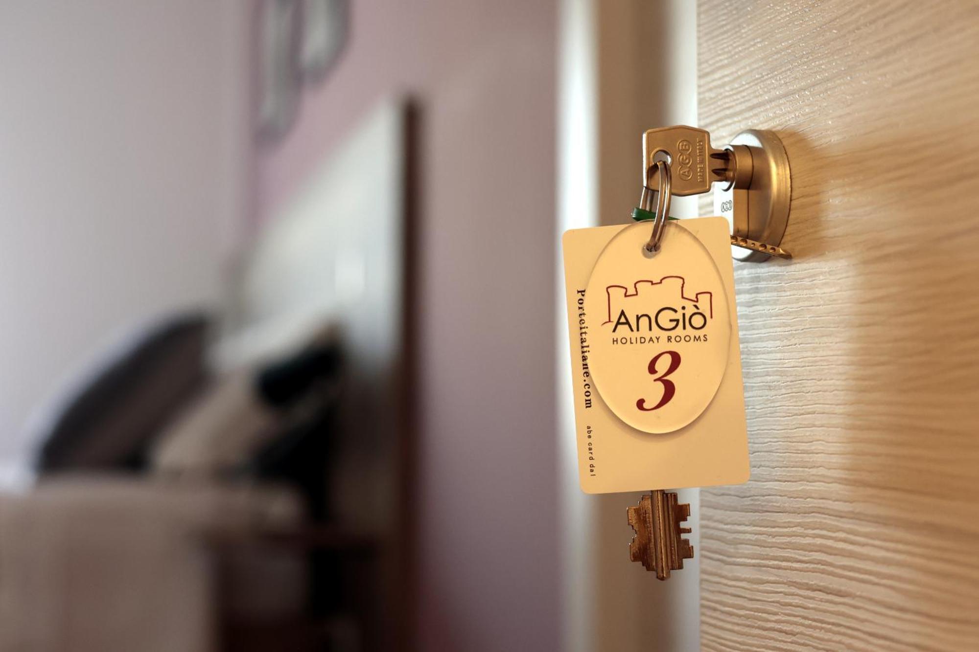 Angio Holiday Rooms Napoli Exterior foto